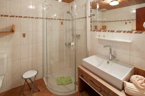 Hostal Wanderpension - Garni Rief - Adults Only