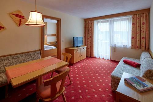 Hostal Wanderpension - Garni Rief - Adults Only