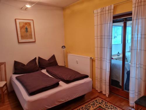 Apartamento Ferienwohnung Salburg,tr�polach