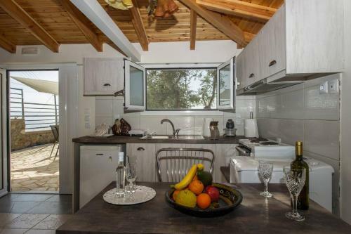 New Hope, Studio With Pool Near The Beach