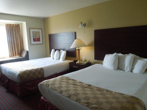 Hotel Bridgepointe Inn & Suites Toledo-perrysburg