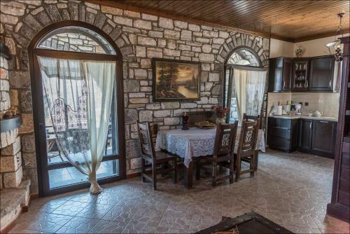 Stone Mansion Anavryti, ??? 20569