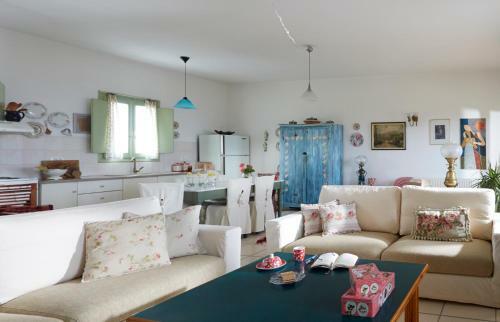 Flower And Crafts - Eco Farm House