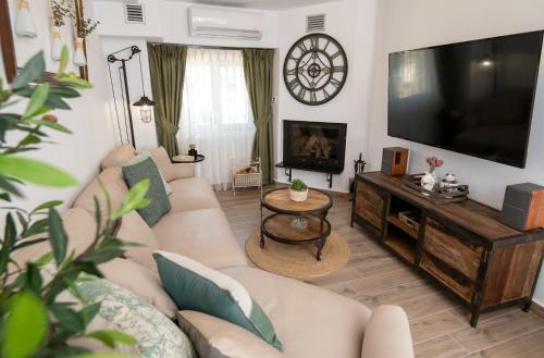 Stoa Luxury House With Unique Jacuzzi Room