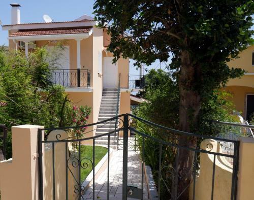 Moraitika Old Village Apartments