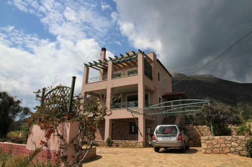 Wonderful Seaside Residence