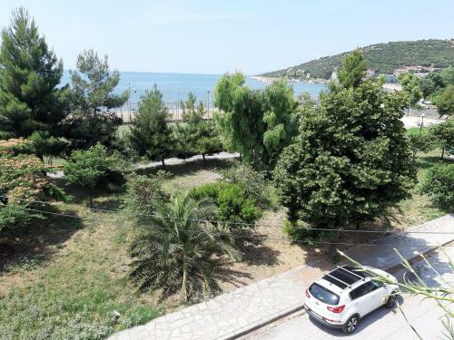 Soula's Sunshine Apartments