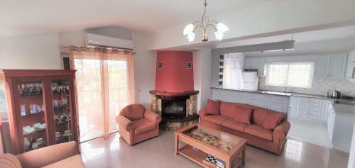 Vacation And Relaxation Home Oropos