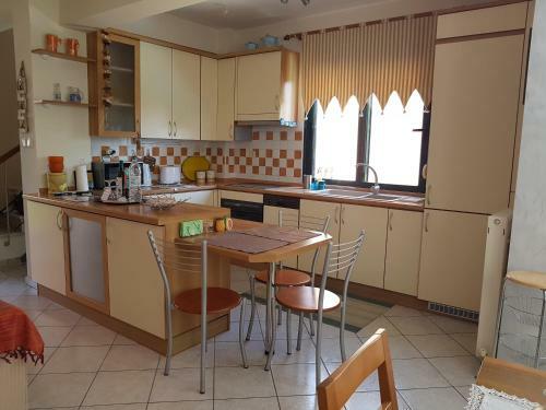 Alexandros Family House