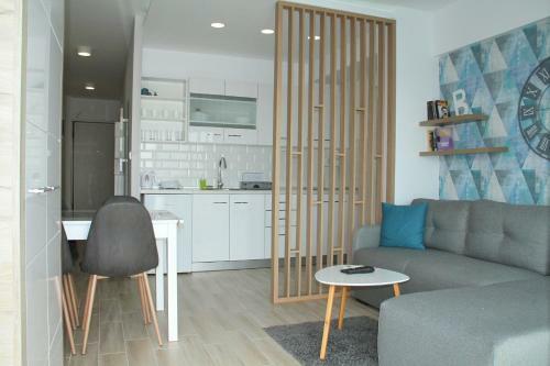 M Apartments, Kallikratia