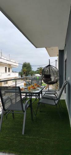 White Pearl Luxury Apartment