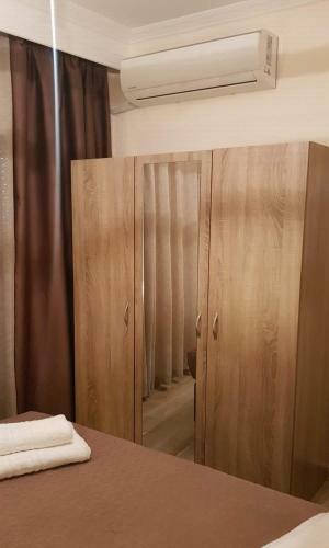 Nea Peramos Apartment Up To 8 Person