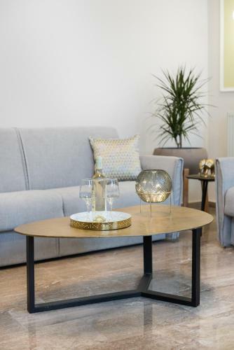 Mavrogenous Luxury Apartments