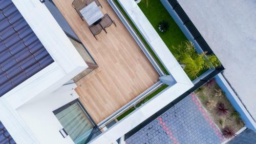 Apartamento Vida Omirou Residences