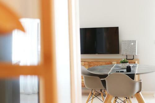 Habitat Nafplio Bnb - Design Apartment