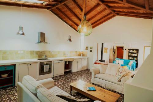 Sunshiny - Two Houses With Pool In Private Grounds