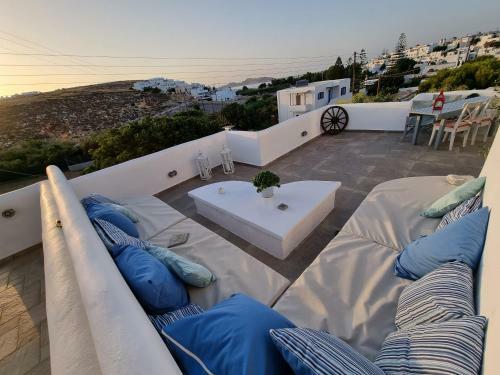 Hara?s Villa In Naousa , Paros