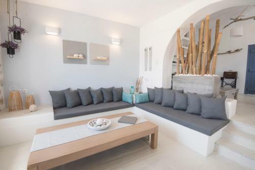 Kyma Seafront Brand New 2bd House In Naousa