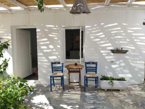 Charming House In Naoussa