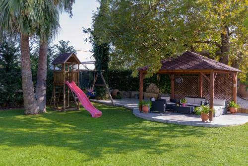Alia Stone Villa-ideal For Families & Private Heated Pool
