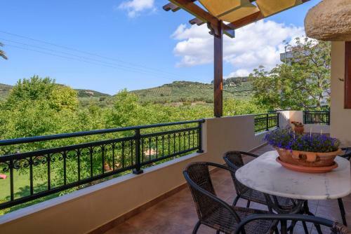 Alia Stone Villa-ideal For Families & Private Heated Pool