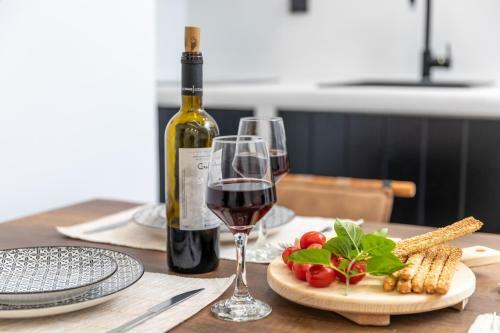 Camares Of Castle - New Luxury Apartments