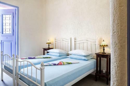 Villa Georgilas Cave House