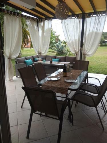 Sunny Villa Sea View