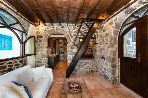 Apartamento Plousiadi?s Stone House