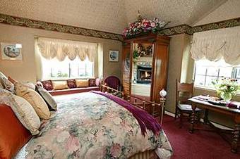 Bed & Breakfast Mill Rose Inn
