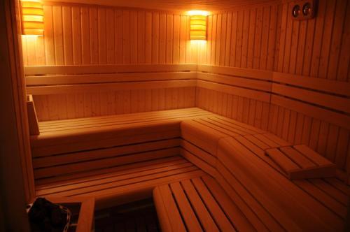 K�t Korona Konferencia �s Wellness Hotel