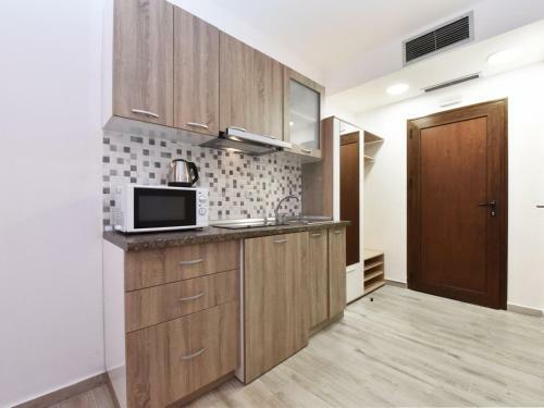 Azur Apartments - Nikiti Halkidiki