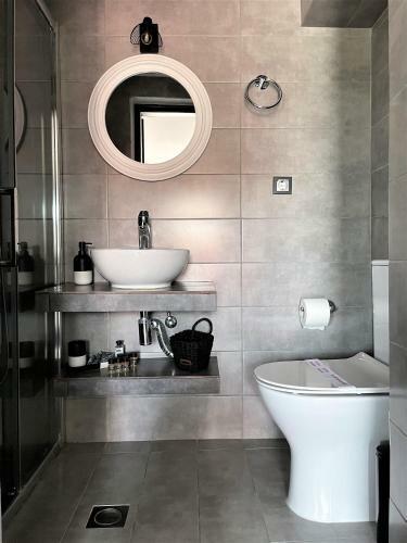 Athina's Apartments & Studio