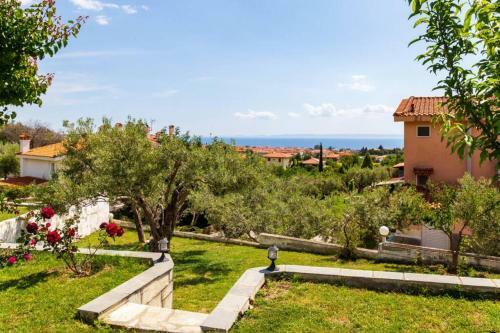 Luxury Nikiti?s House