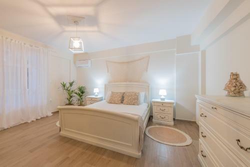 White Collection Villas & Suites - Pnoe Villa