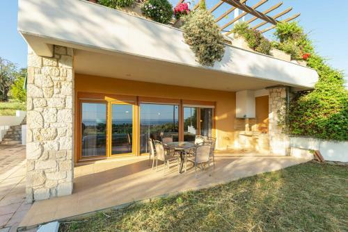 #flh - Open Sky Apartment - Nikiti