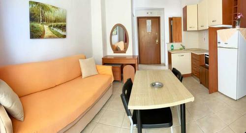 Helena's Apartments - Nikiti