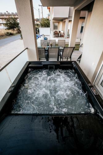 Emerald Luxury Apartments