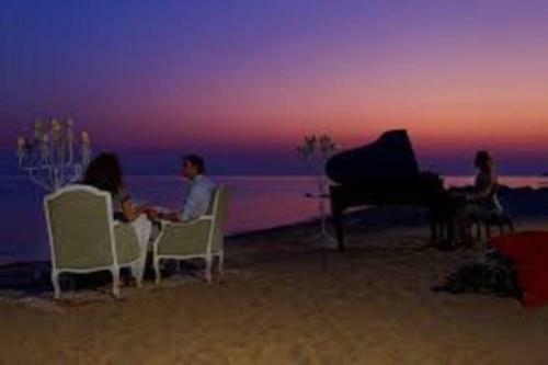 Holiday House, Near The Beach