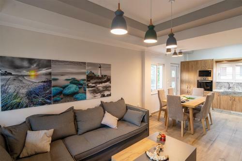 Bitsakis Family - Paleochora Luxury Villa