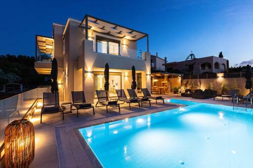 Lagoon Seabreeze Villa, Sumptuous Retreat!