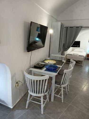 VI Sta Finikias Villa