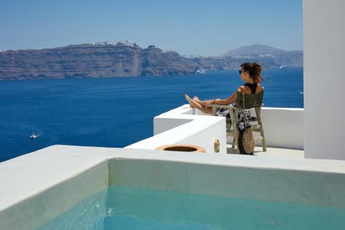 Hotel Rhenia's Suites