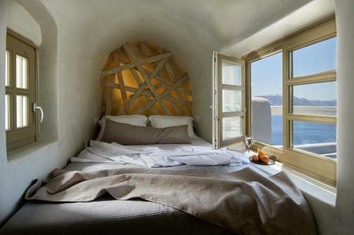 Hotel Rhenia's Suites