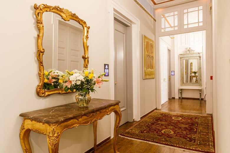 Konstantinos Palaiologos Hotel