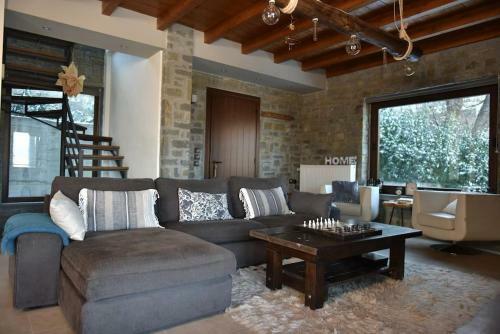 Villa Peukofyto Mountain Retreat