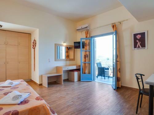 Charming Apartment In Lesbos Island With Swimming Pool