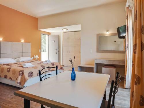 Enticing Apartment In Lesbos Island With Pool