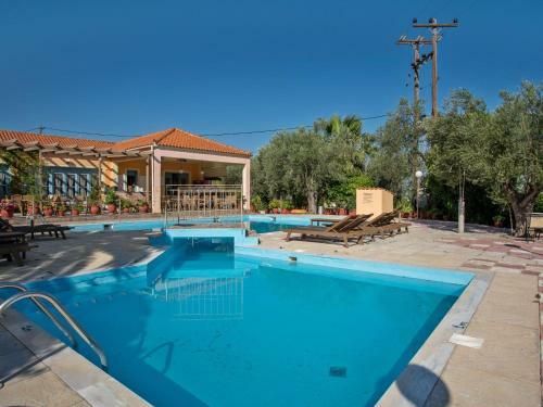 Enticing Apartment In Lesbos Island With Pool