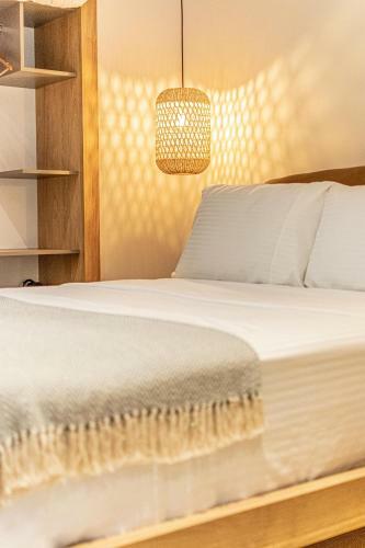 Hotel F & S Lounge Suites